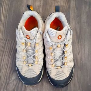 Merrell Moab Ventilator Taupe Hiking Shoes